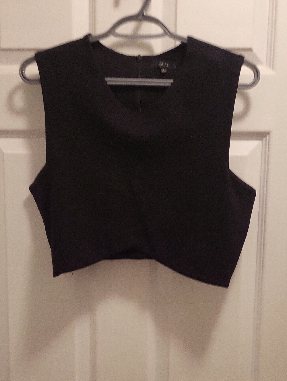 Talula Black Women's Cropped Sleeveless Top
